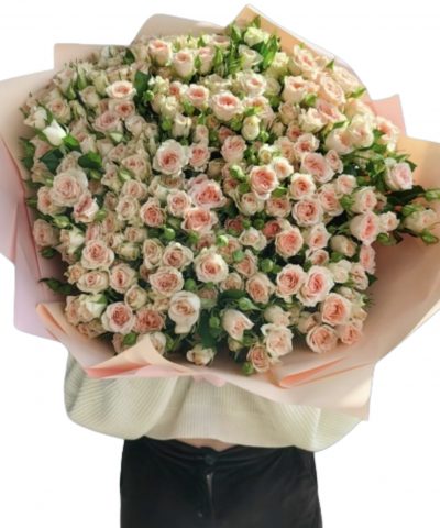 Букет из Кустовых роз